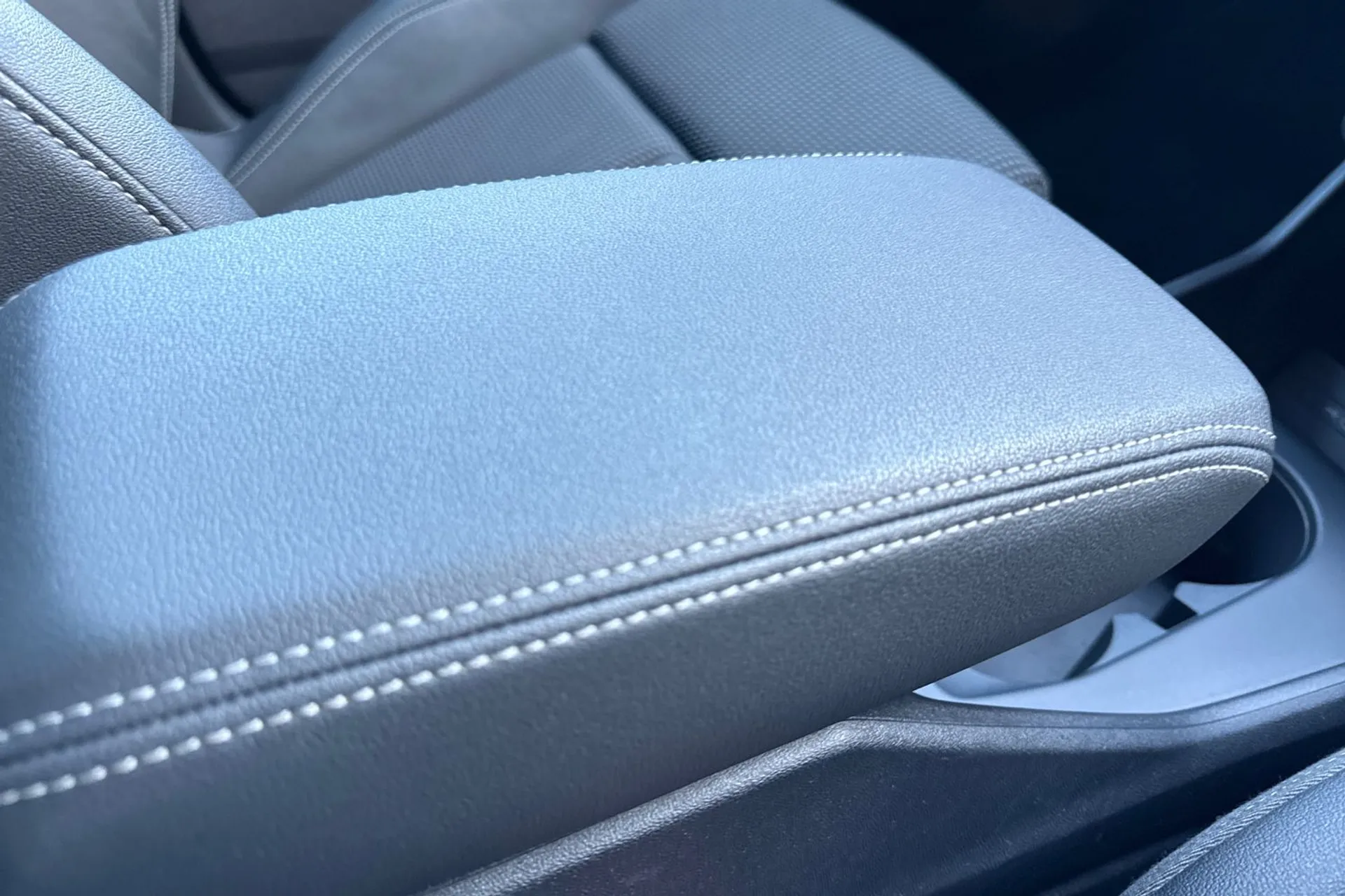 Audi Q4 thumbnail image number 48