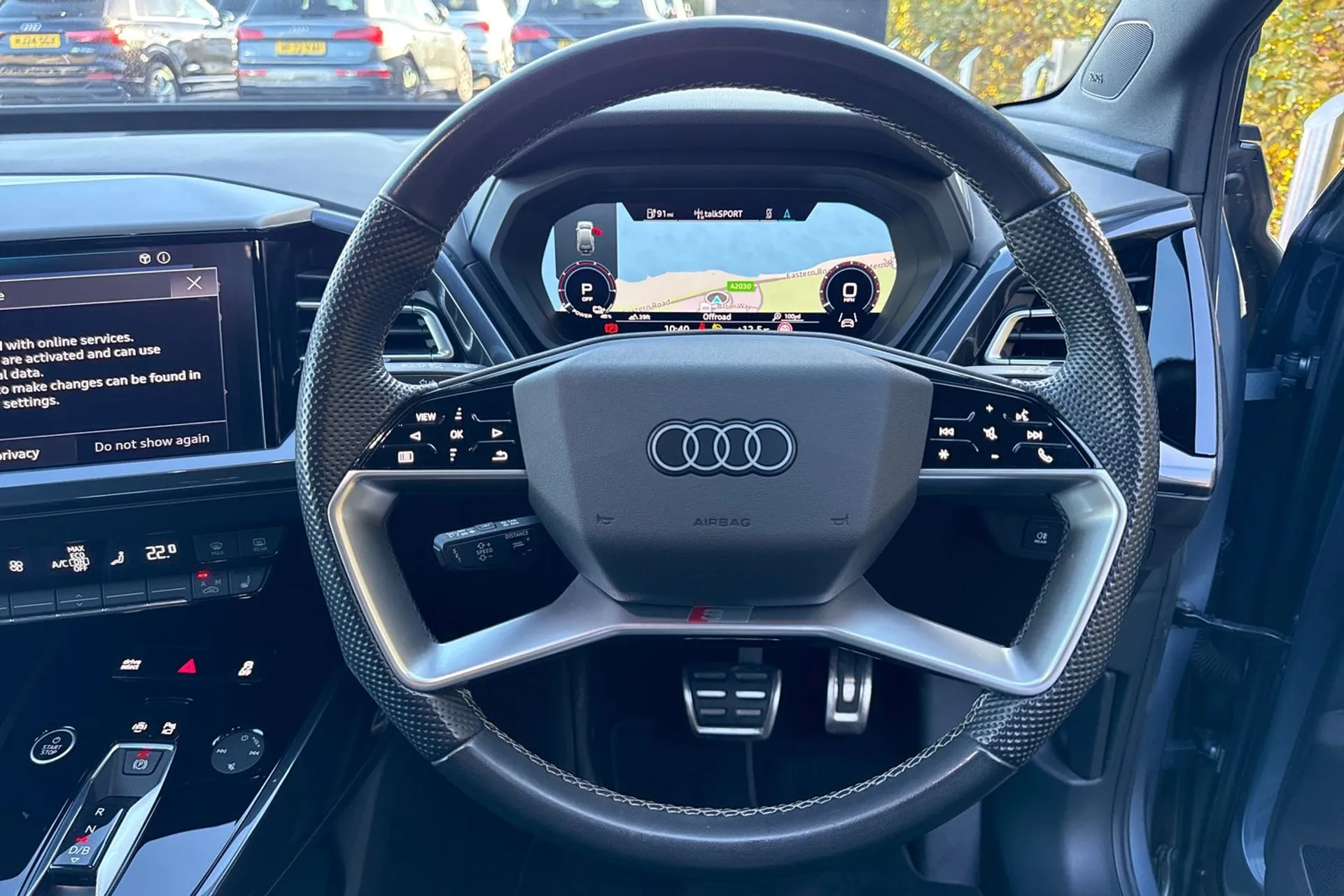 Audi Q4 thumbnail image number 42