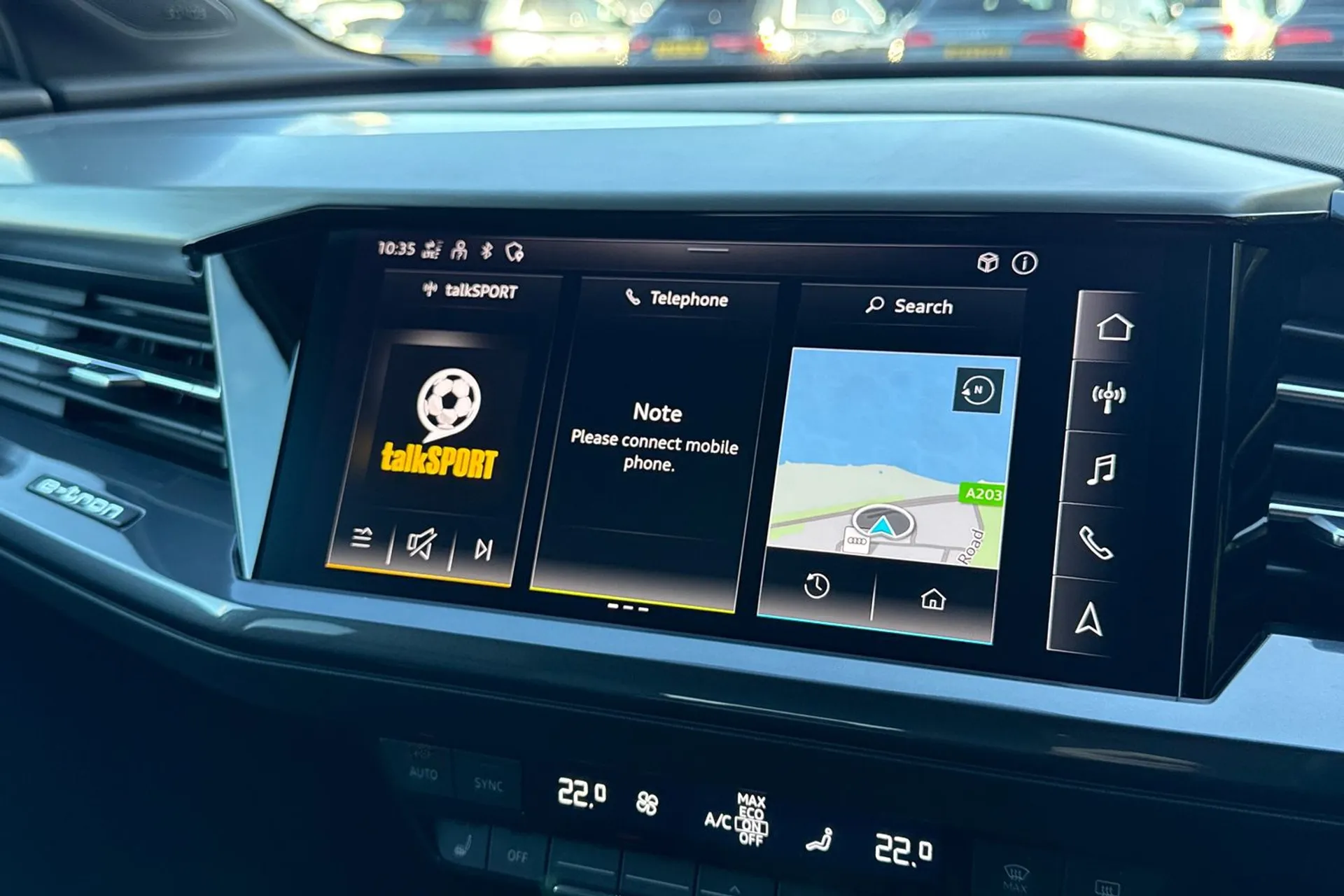 Audi Q4 thumbnail image number 25