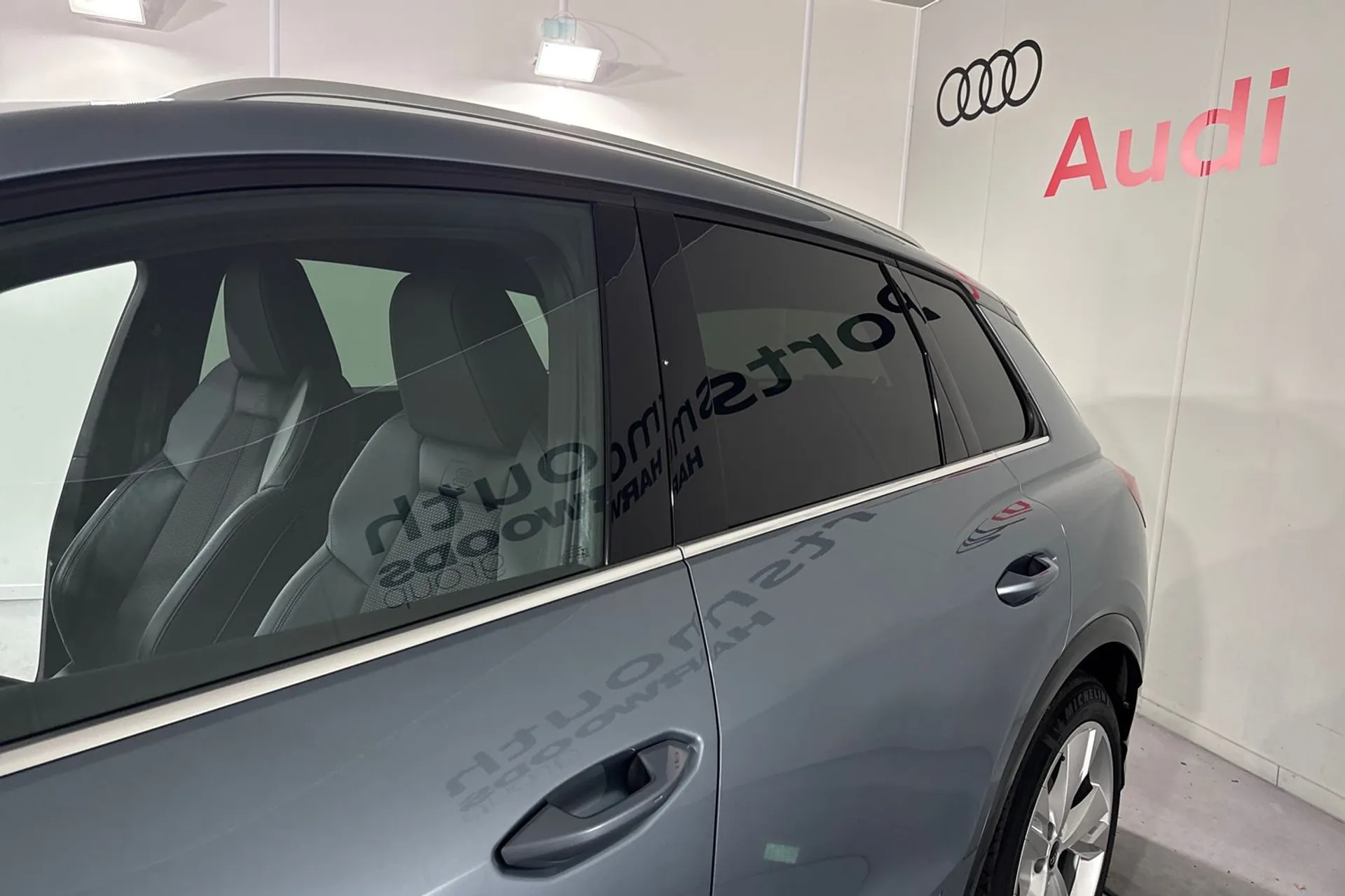 Audi Q4 thumbnail image number 13