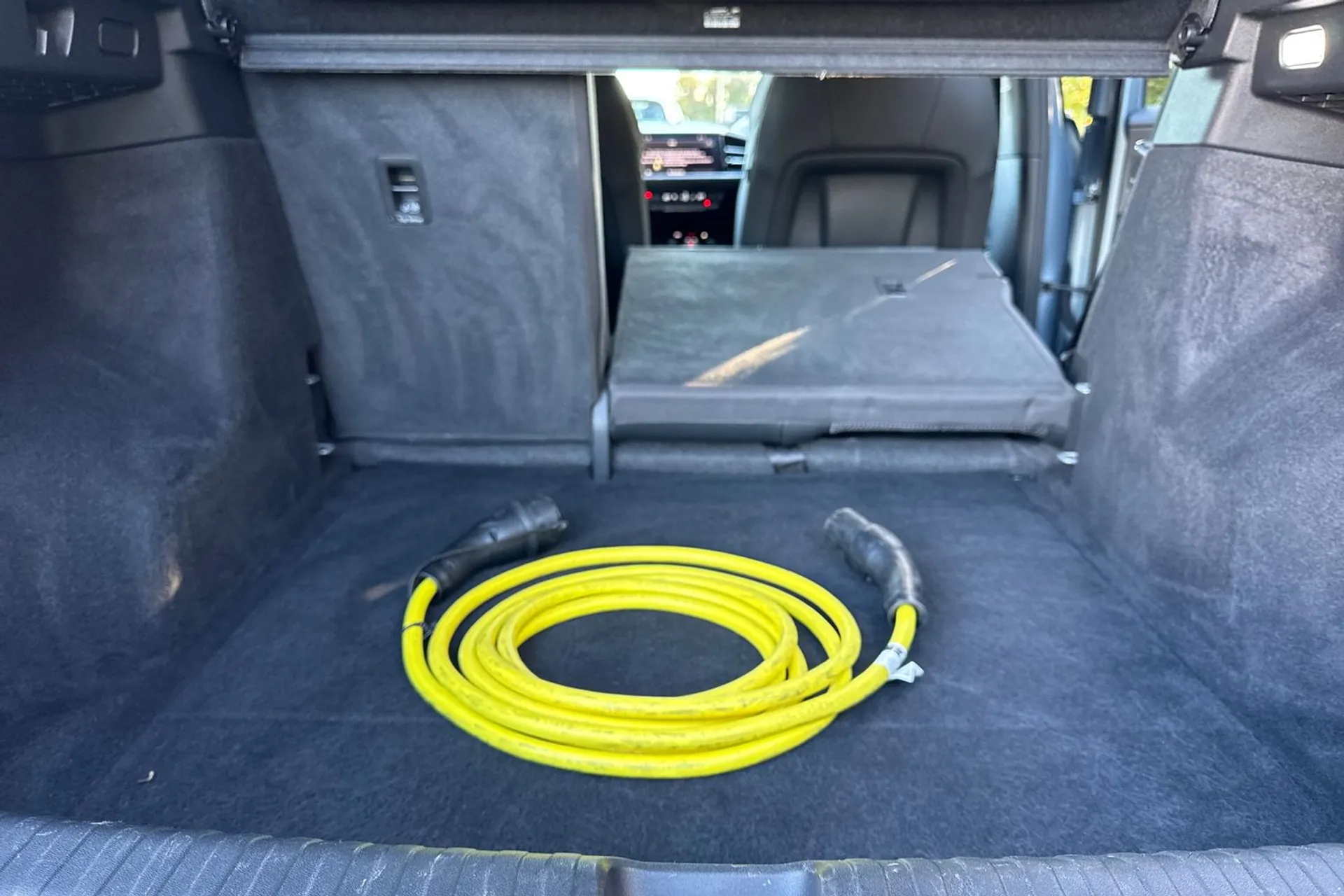 Audi Q4 thumbnail image number 22