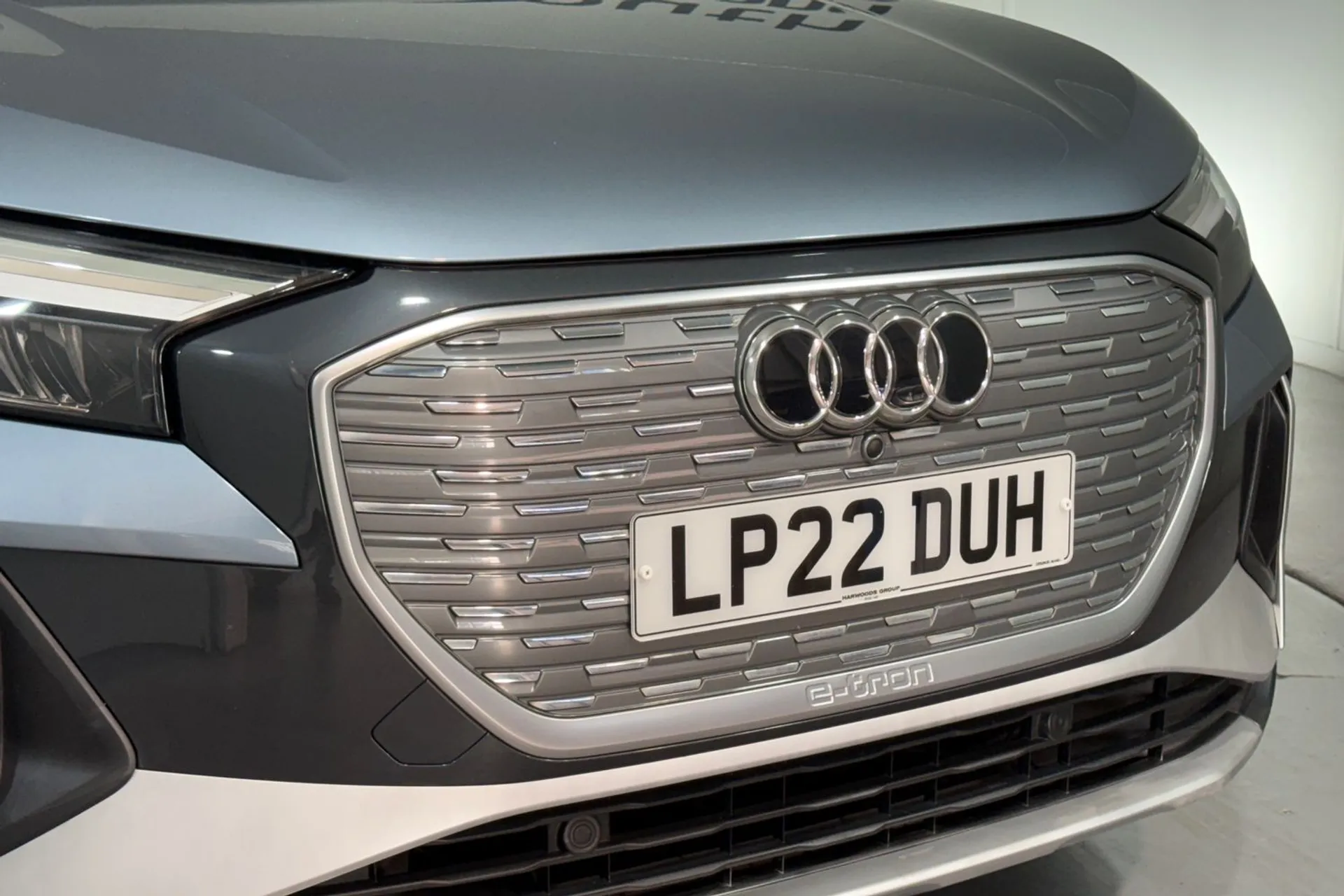 Audi Q4 thumbnail image number 8