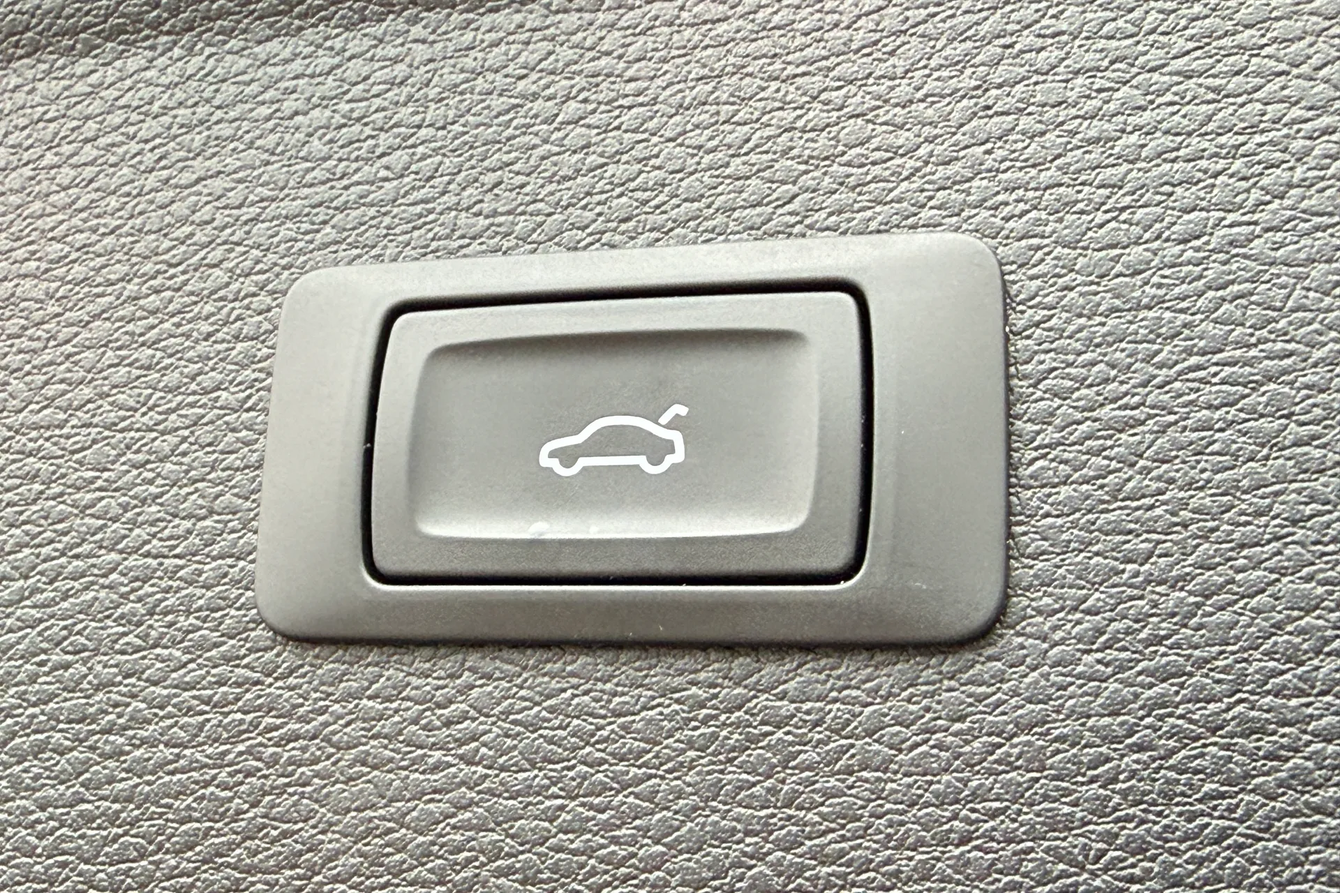 Audi Q5 thumbnail image number 35