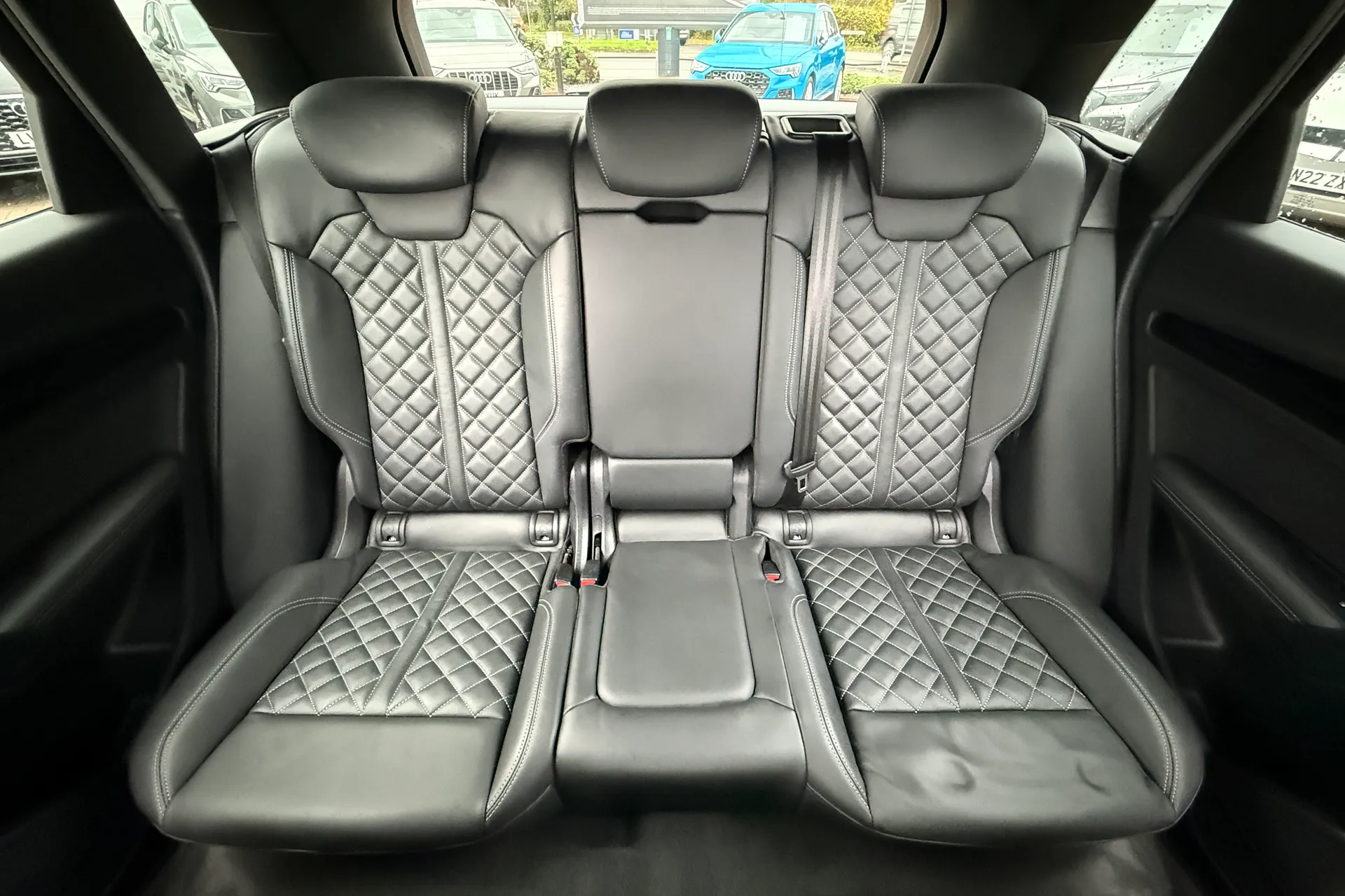 Audi Q5 thumbnail image number 36