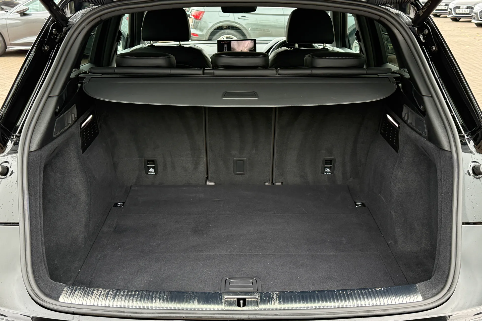 Audi Q5 thumbnail image number 33