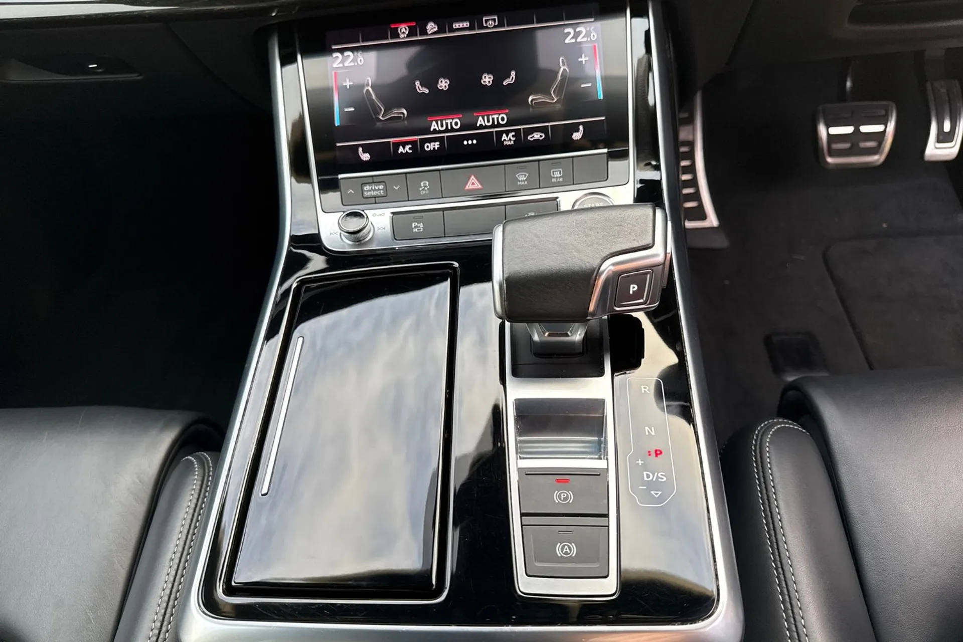 Audi Q7 thumbnail image number 39