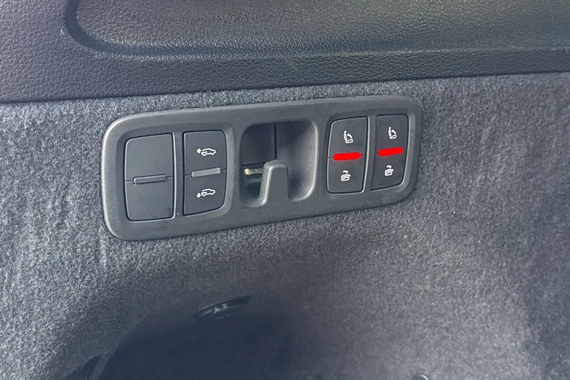 Audi Q7 thumbnail image number 56