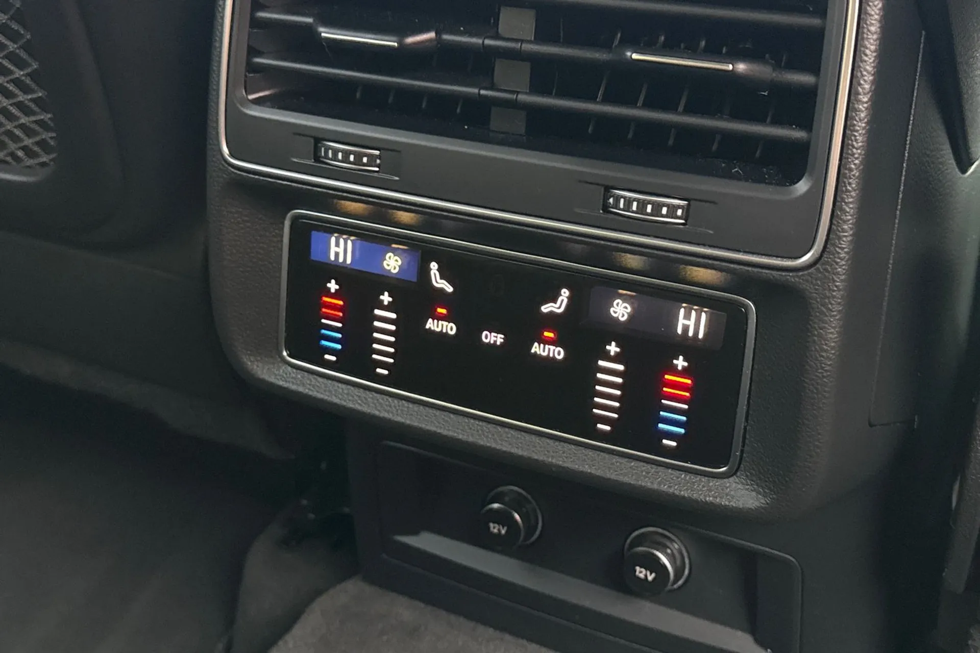 Audi Q7 thumbnail image number 50