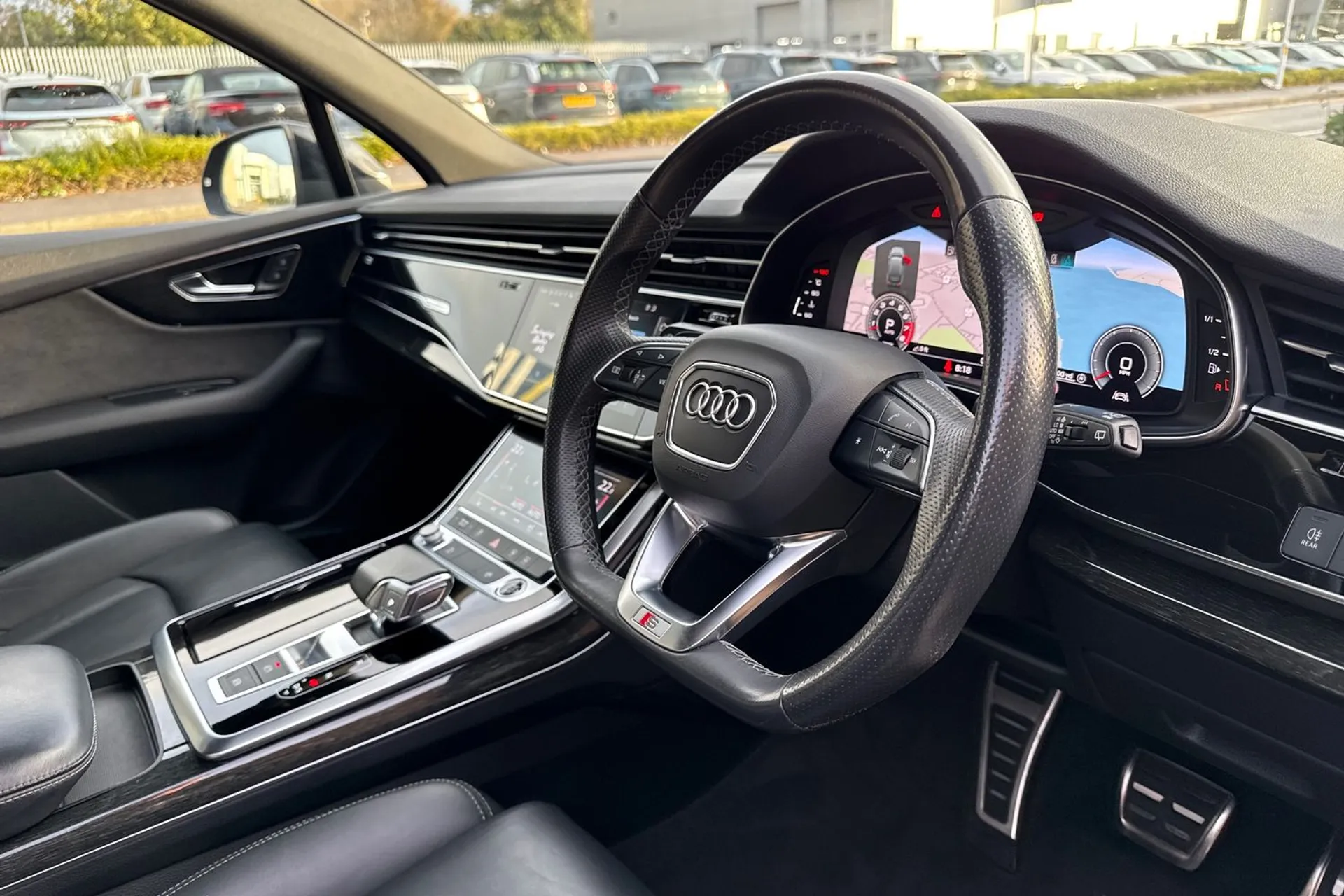 Audi Q7 thumbnail image number 26