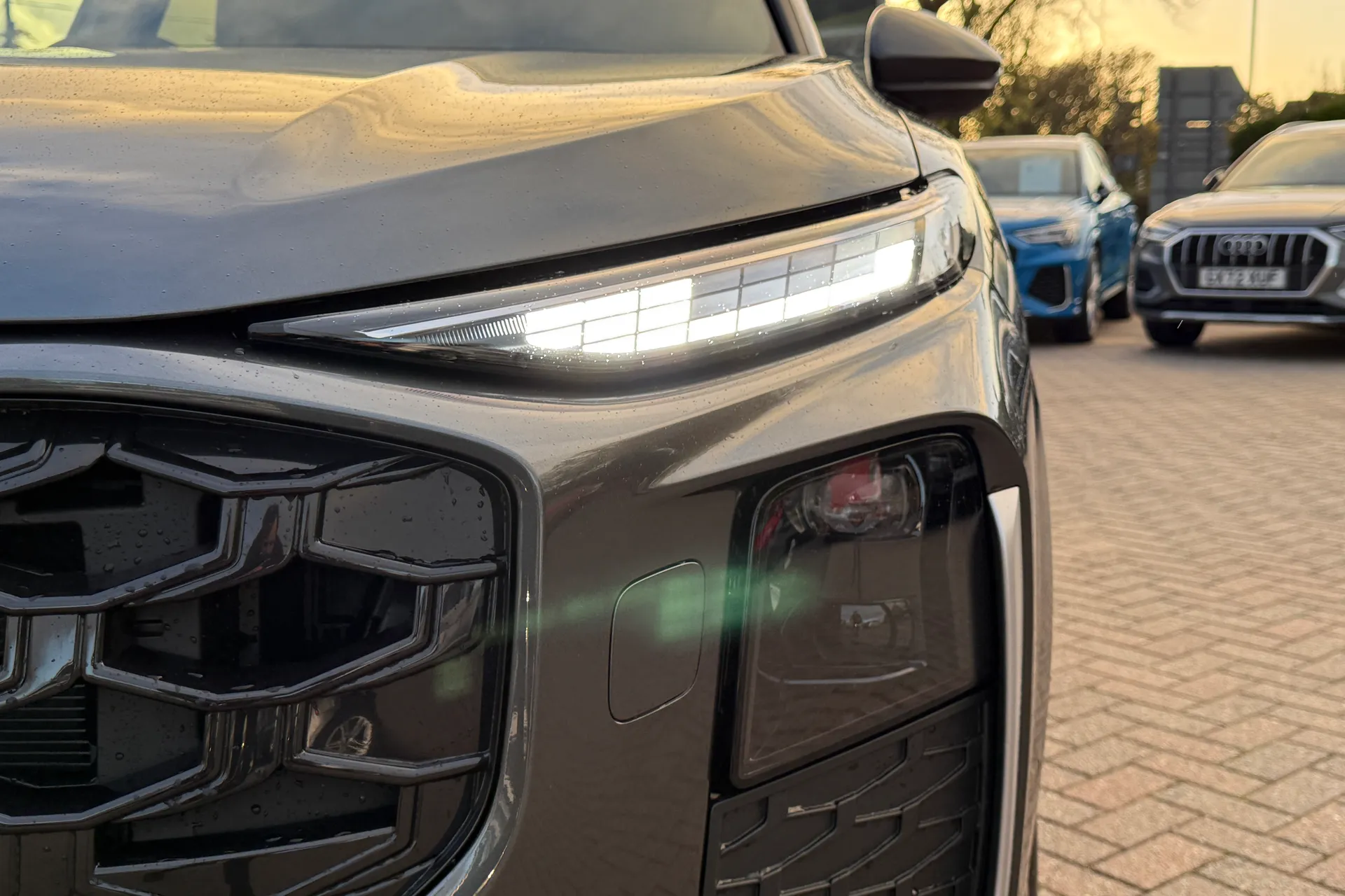 Audi Q3 thumbnail image number 49