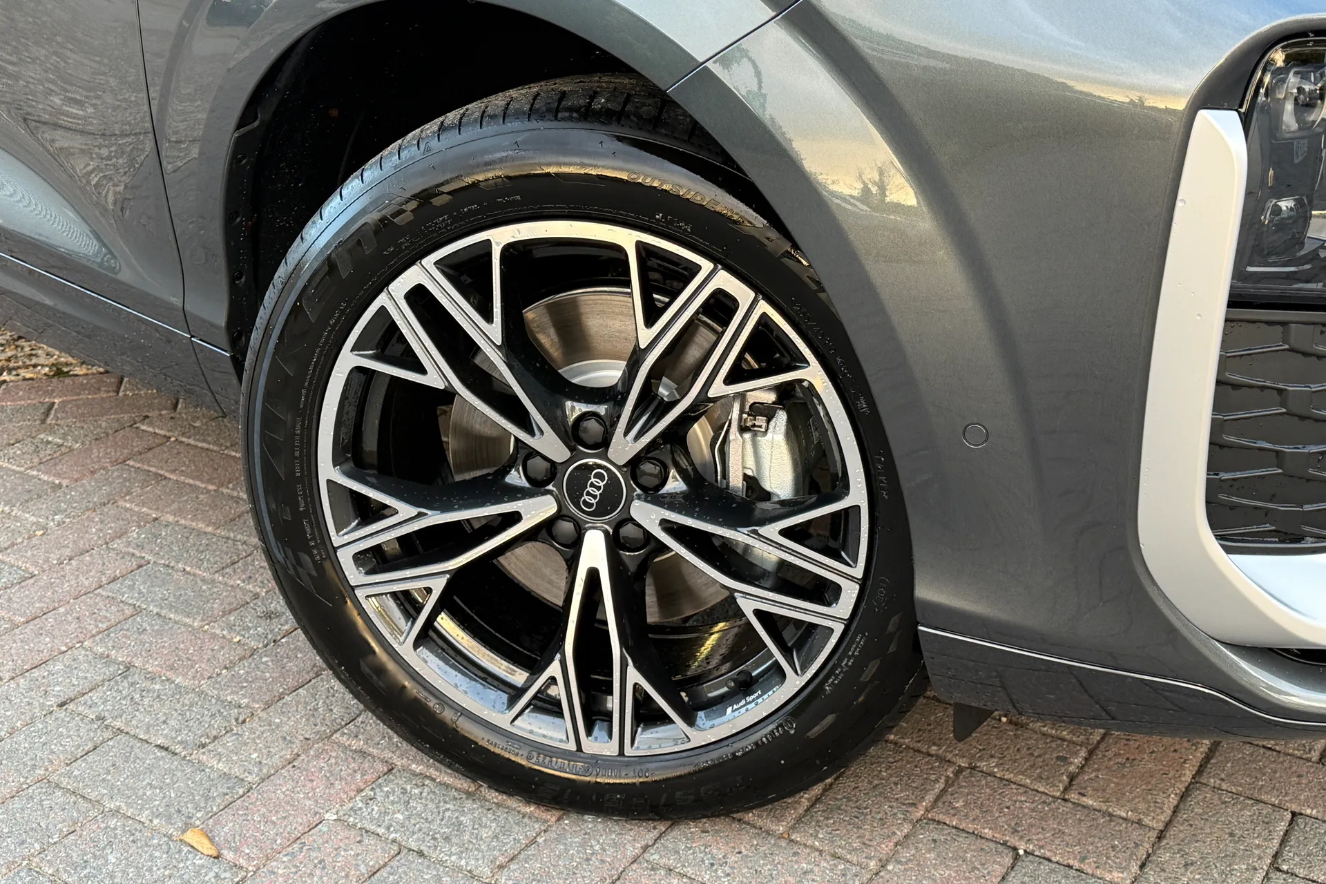 Audi Q3 thumbnail image number 7