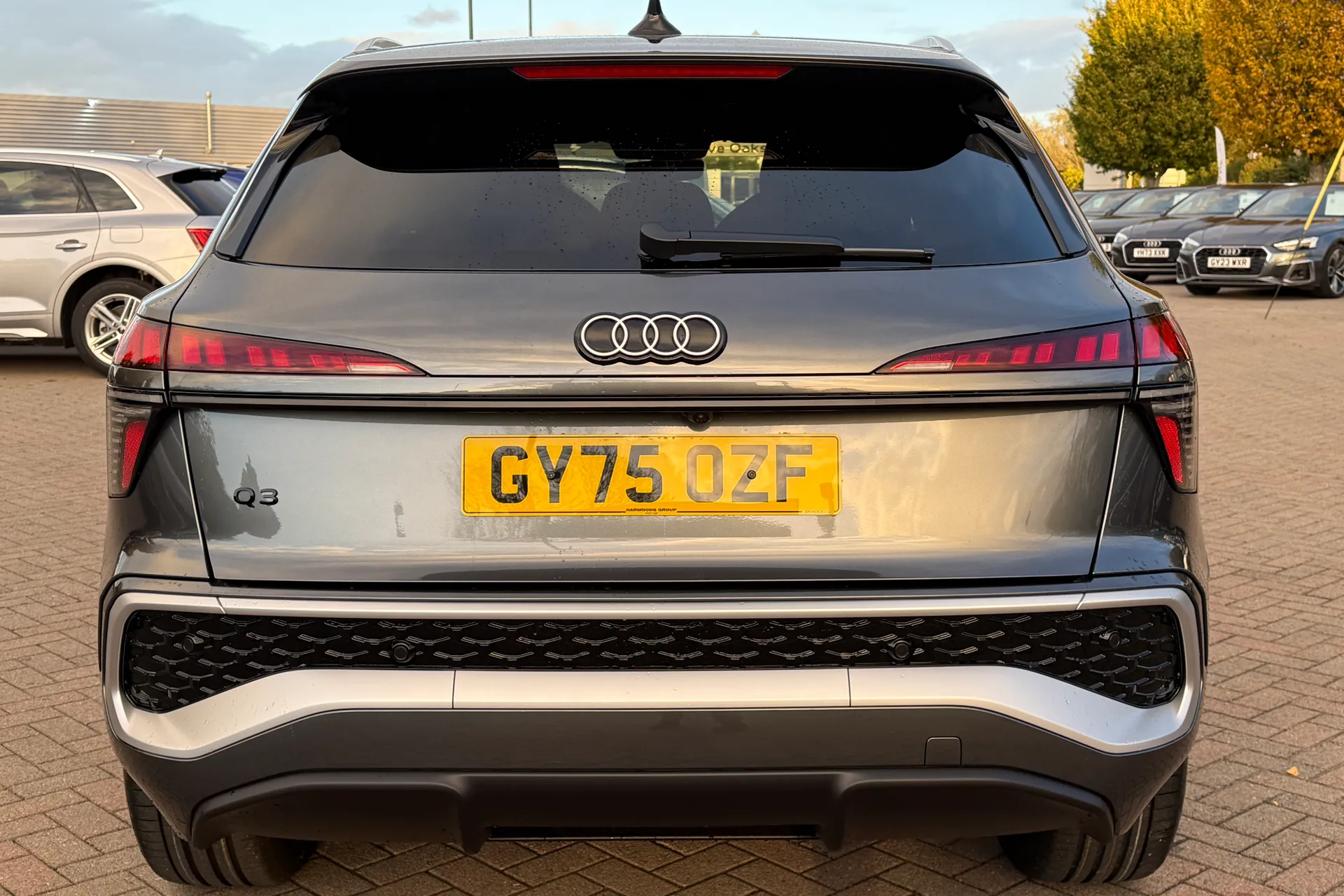 Audi Q3 thumbnail image number 27