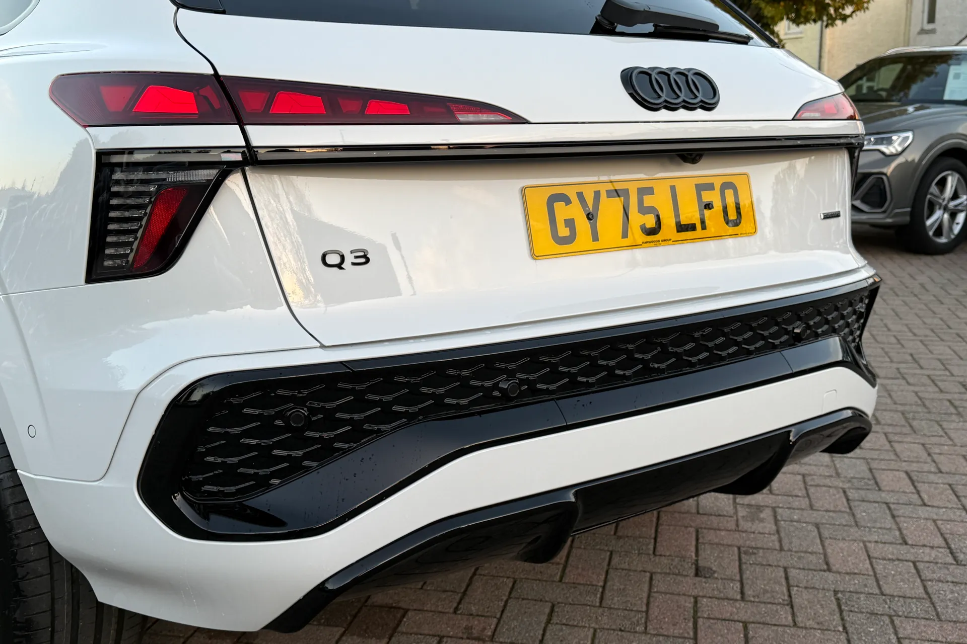 Audi Q3 thumbnail image number 50