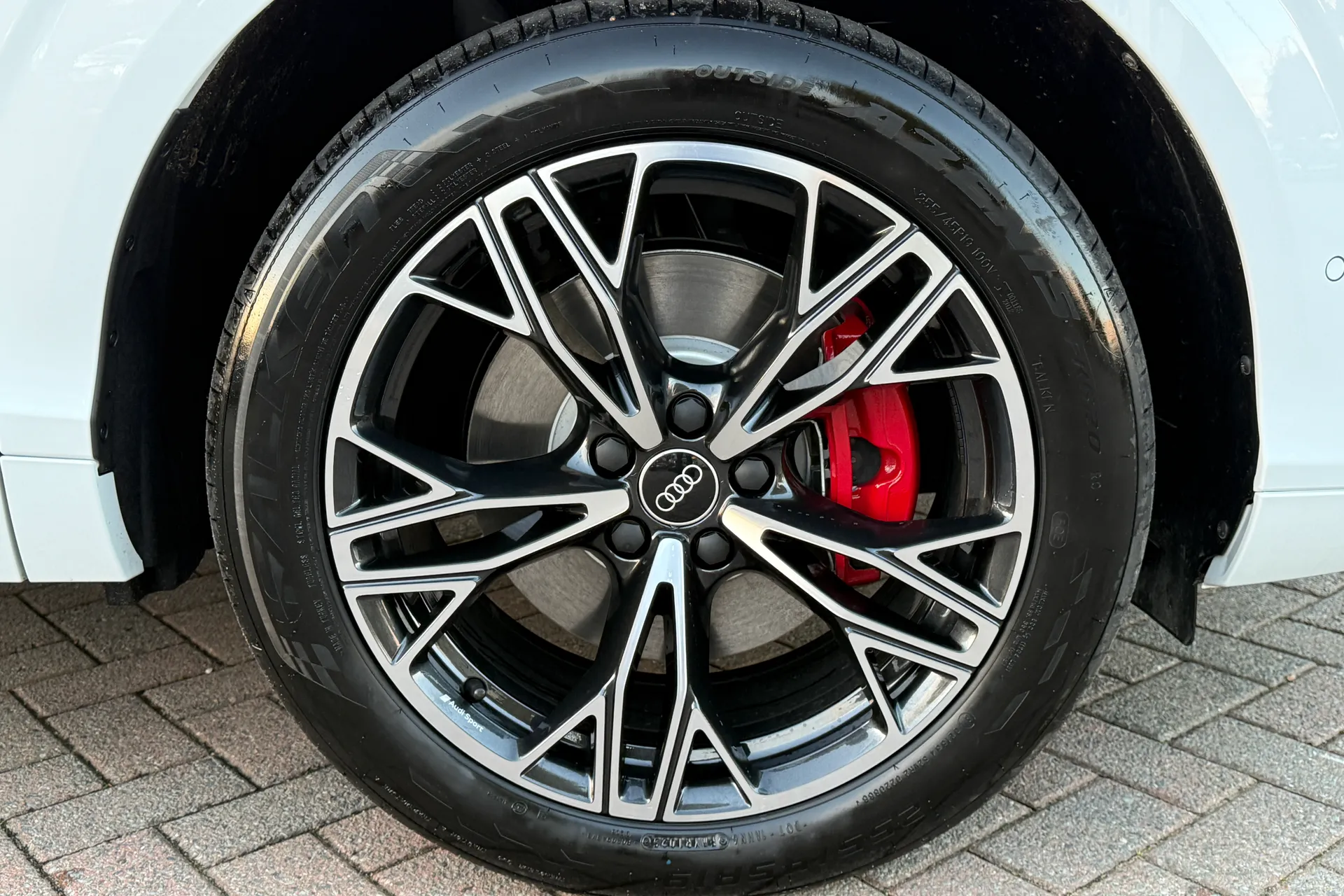 Audi Q3 thumbnail image number 47