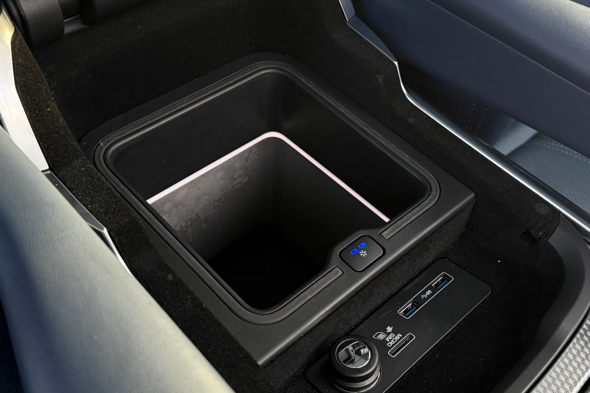 LAND ROVER RANGE ROVER SPORT thumbnail image number 25