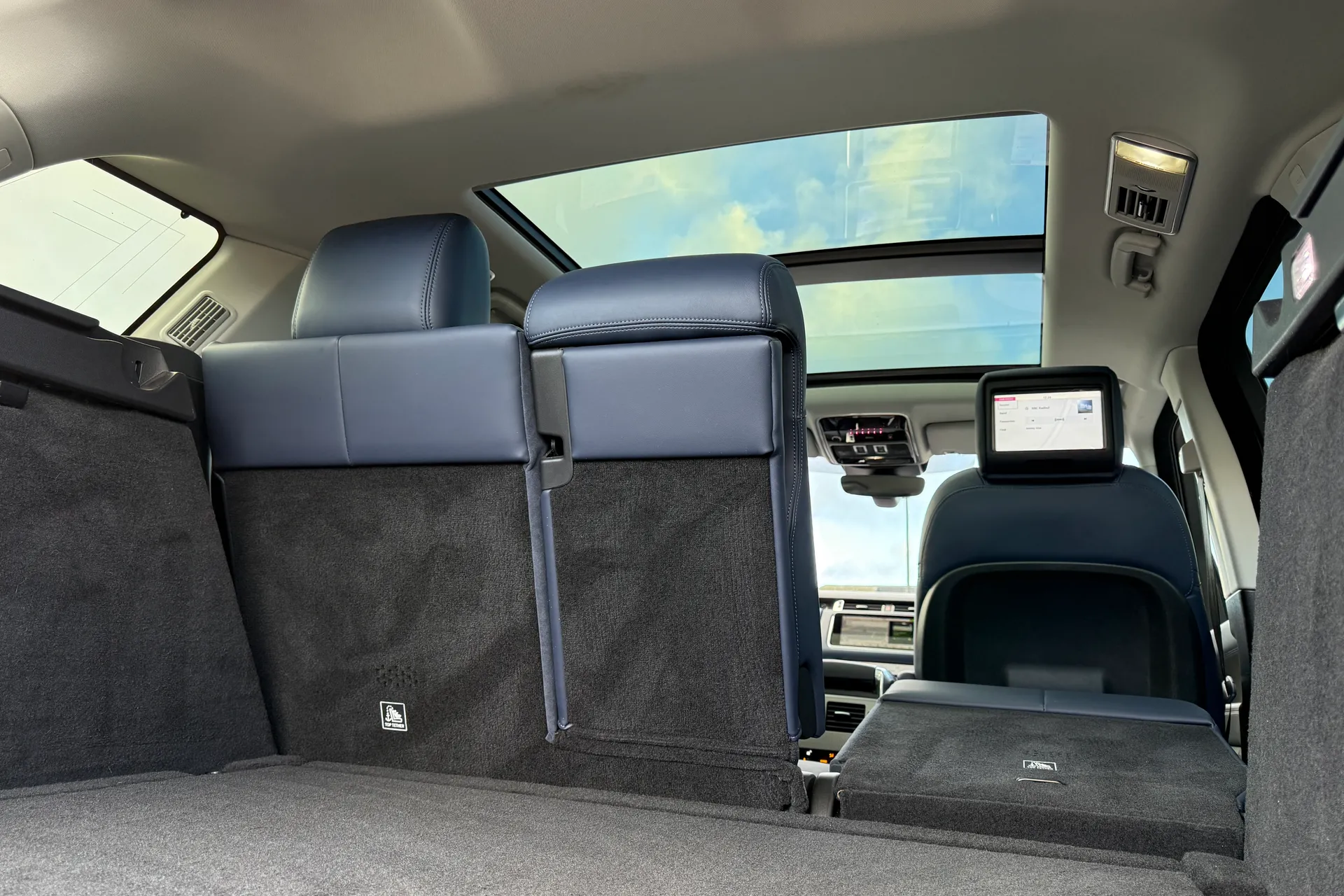 LAND ROVER RANGE ROVER SPORT thumbnail image number 44