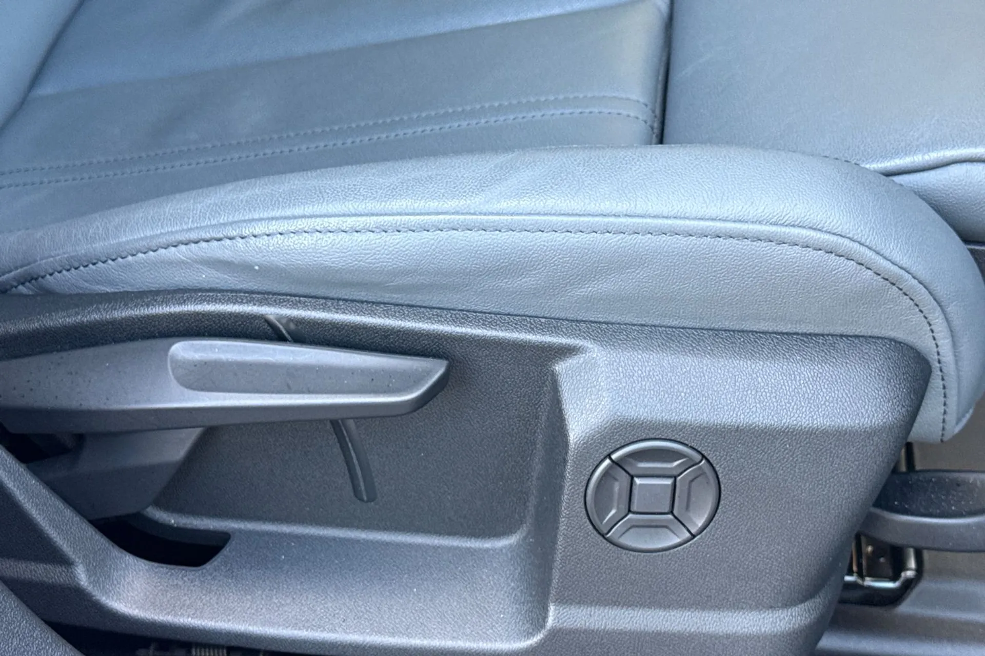 Audi A3 thumbnail image number 49