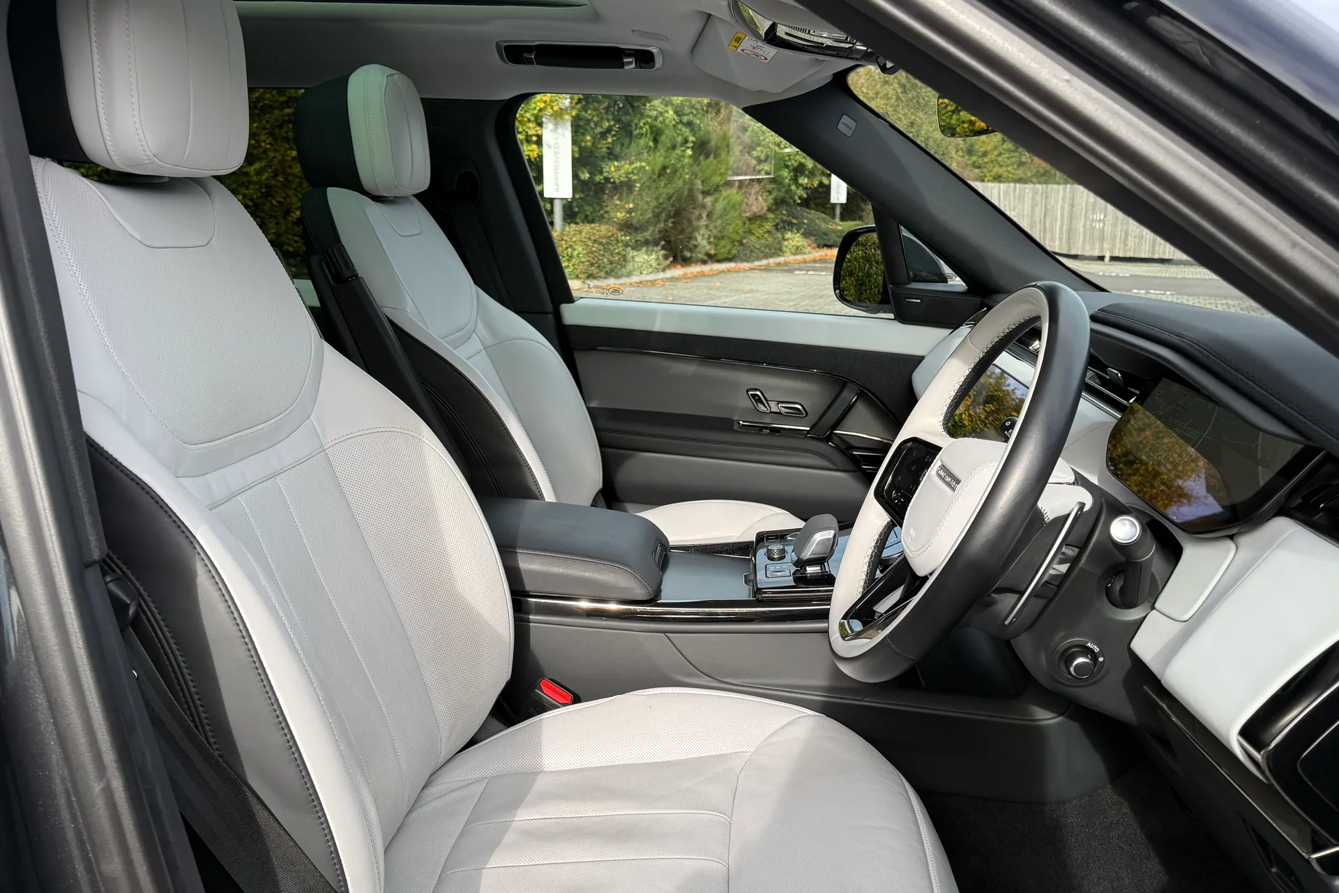 LAND ROVER RANGE ROVER SPORT thumbnail image number 37