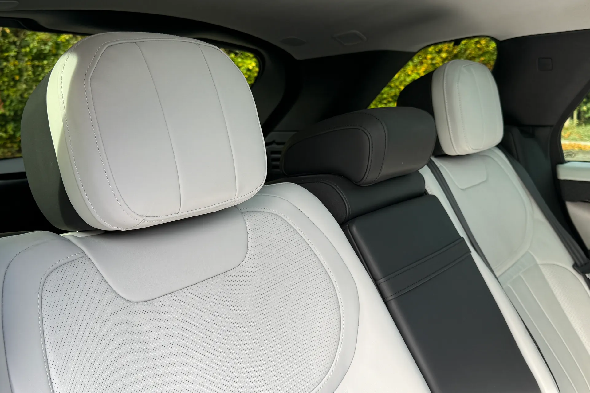 LAND ROVER RANGE ROVER SPORT thumbnail image number 31