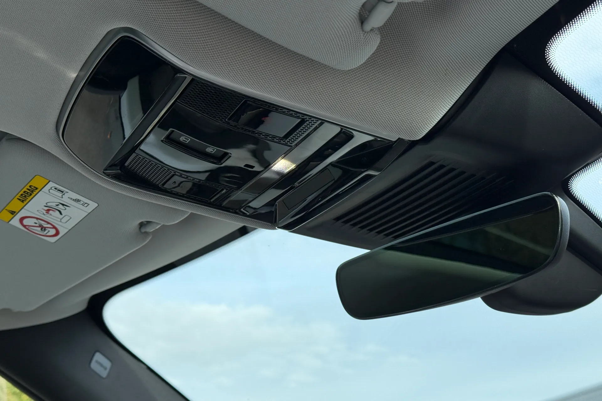 LAND ROVER RANGE ROVER SPORT thumbnail image number 24