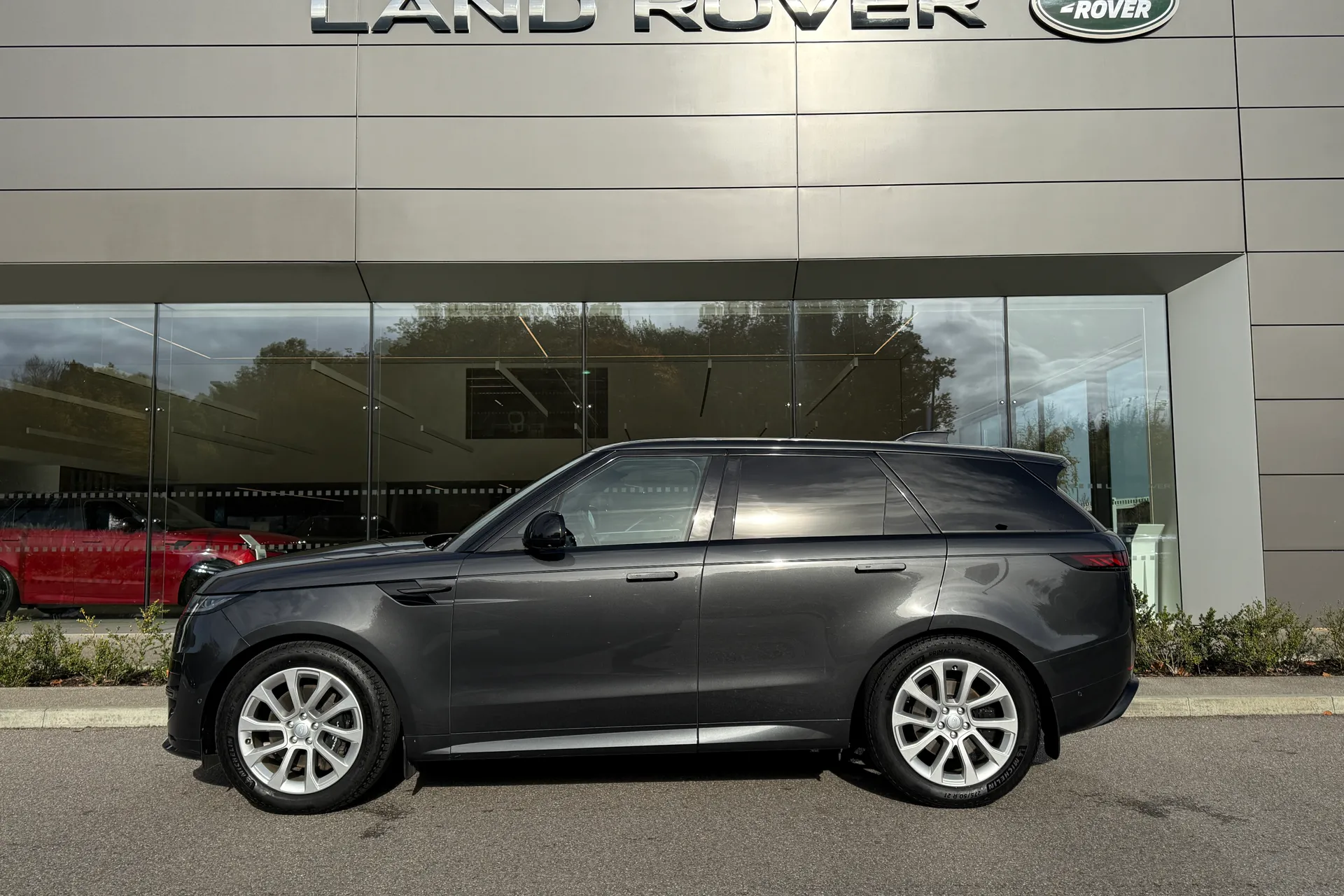 LAND ROVER RANGE ROVER SPORT thumbnail image number 9