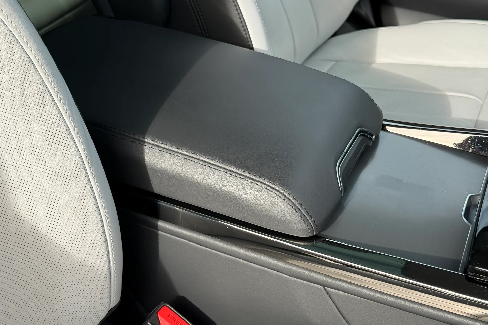 LAND ROVER RANGE ROVER SPORT thumbnail image number 39