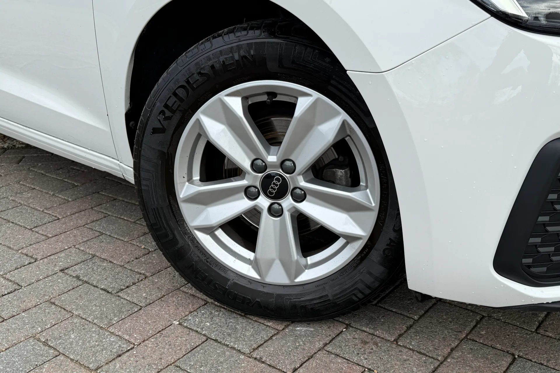 Audi A1 thumbnail image number 7