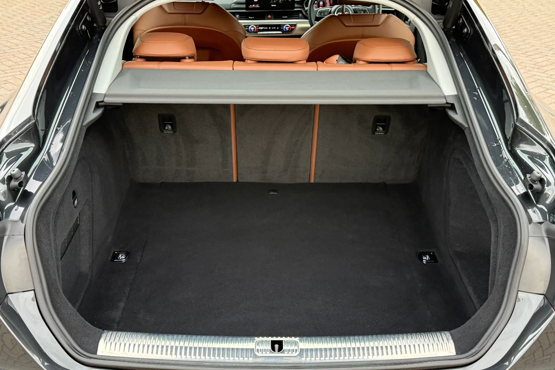 Audi A5 thumbnail image number 31