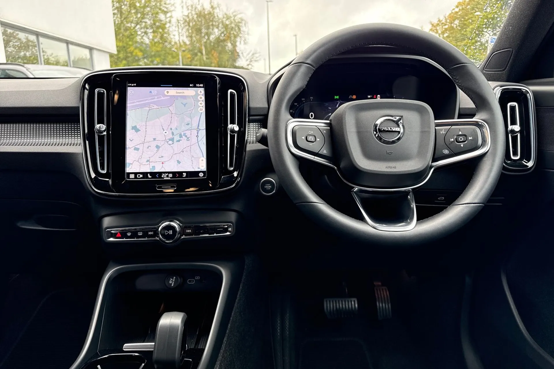 Volvo XC40 thumbnail image number 34