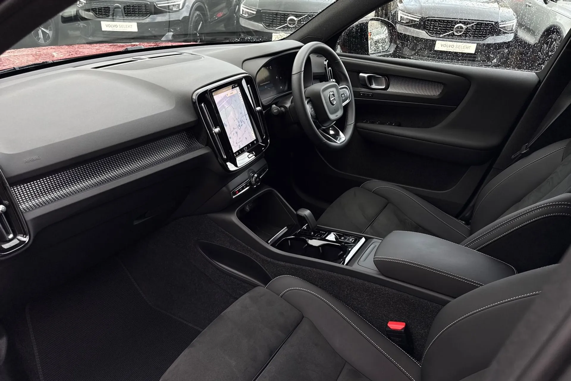 Volvo XC40 thumbnail image number 26