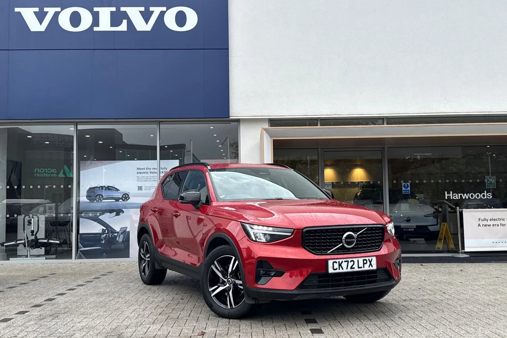 Volvo XC40 focused image