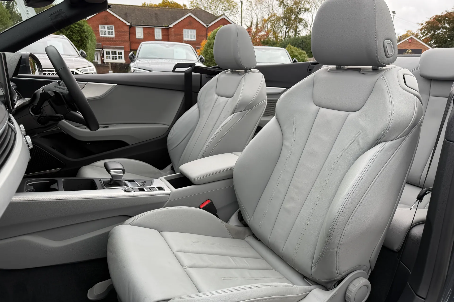 Audi A5 thumbnail image number 28