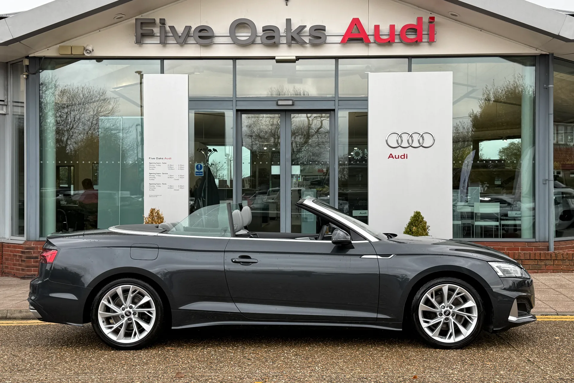 Audi A5 thumbnail image number 2