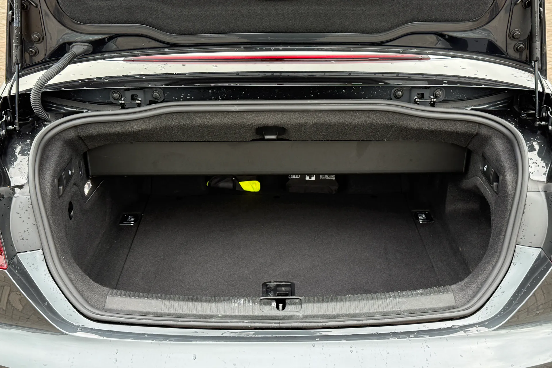 Audi A5 thumbnail image number 32