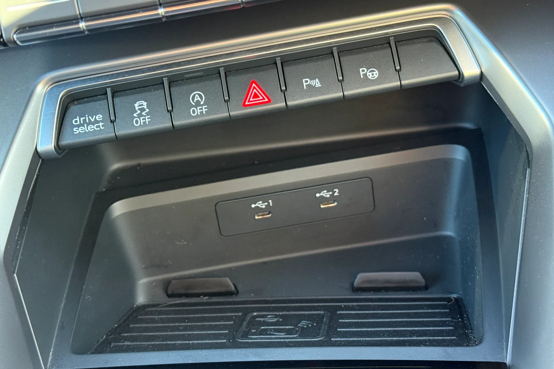 Audi A3 thumbnail image number 17