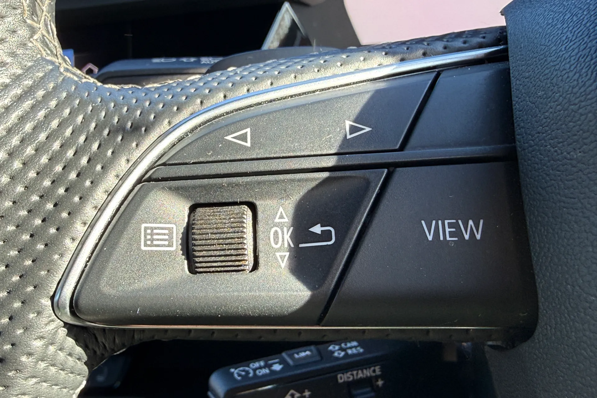 Audi A3 thumbnail image number 25