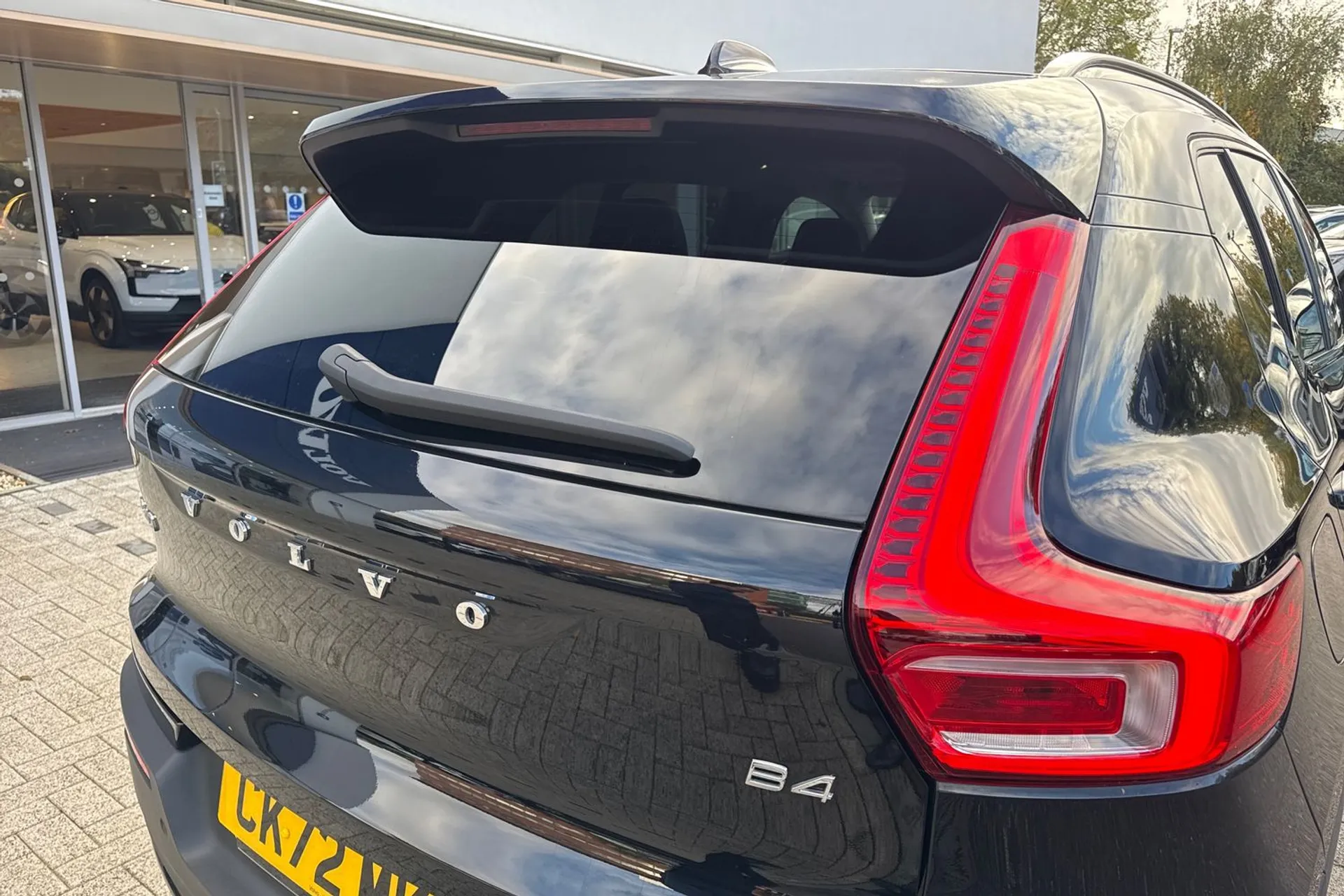 Volvo XC40 thumbnail image number 16