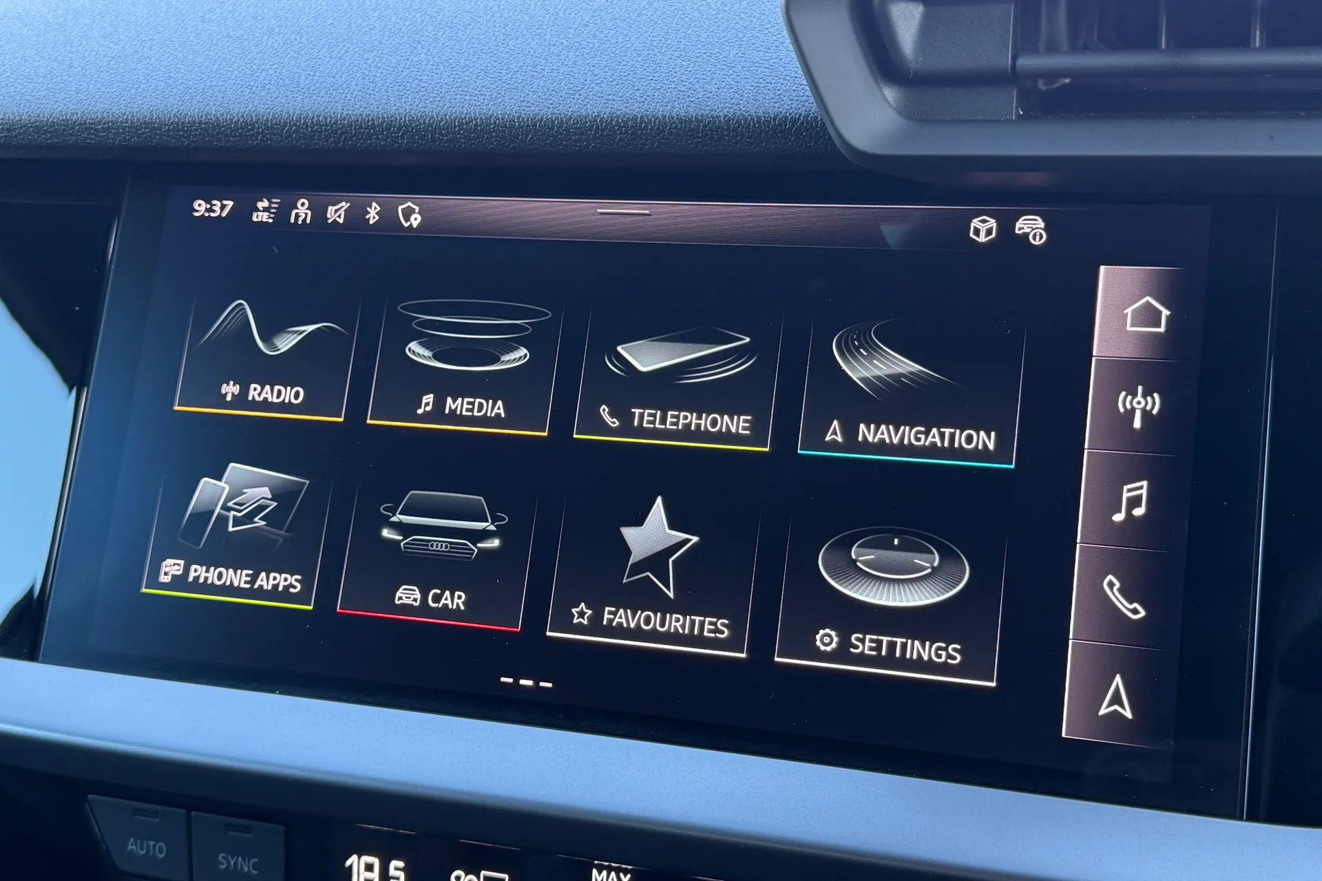 Audi A3 thumbnail image number 11