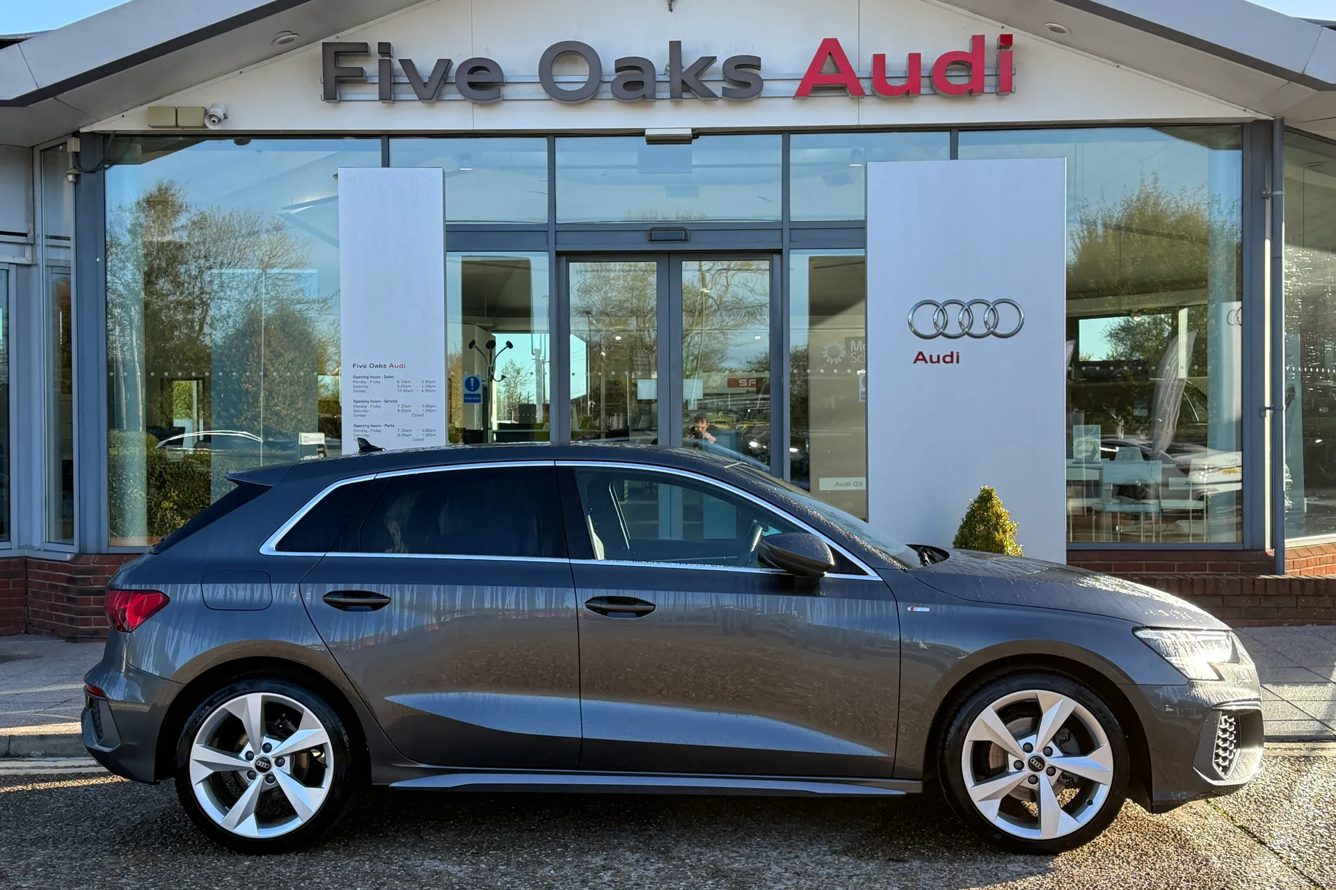 Audi A3 thumbnail image number 2