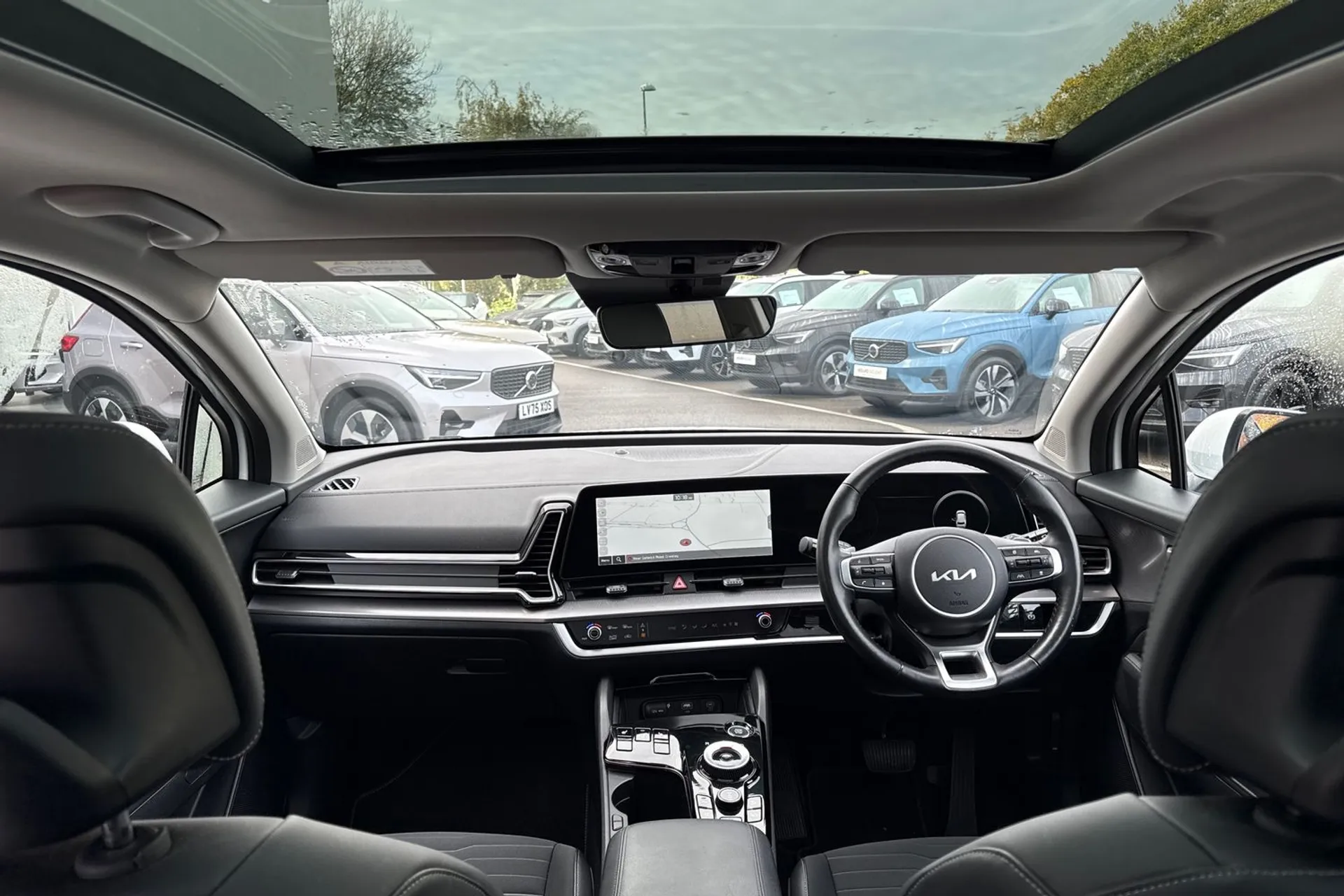 KIA SPORTAGE thumbnail image number 3