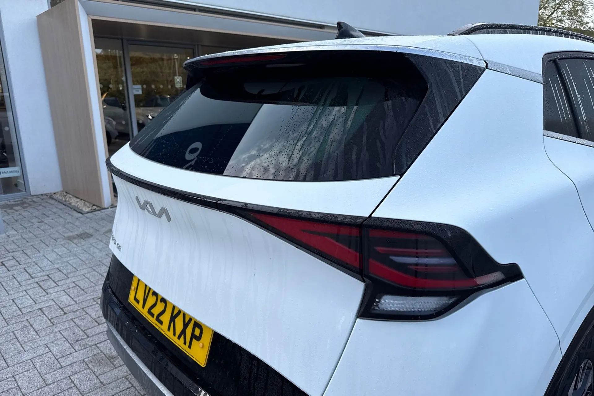 KIA SPORTAGE thumbnail image number 16