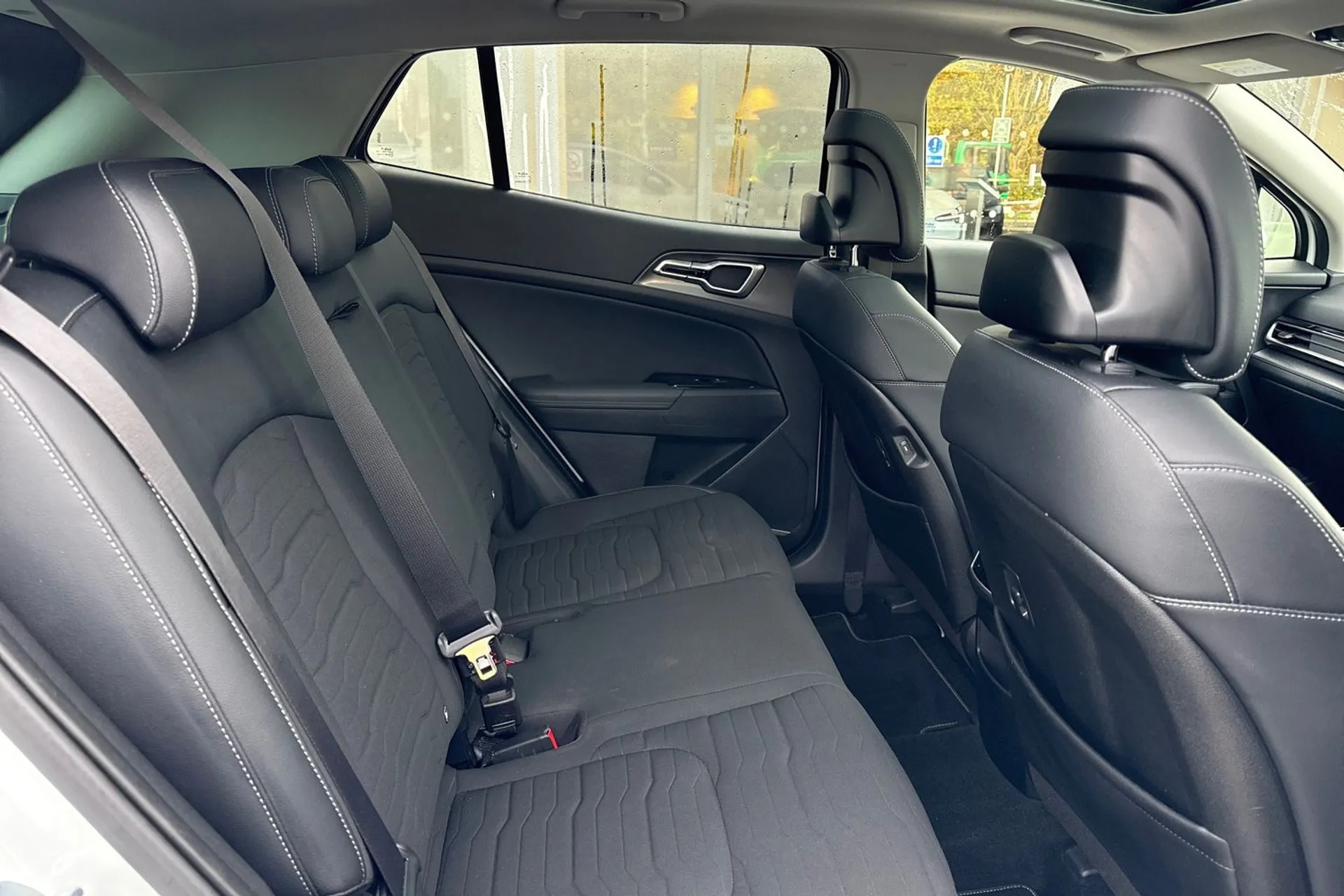 KIA SPORTAGE thumbnail image number 23