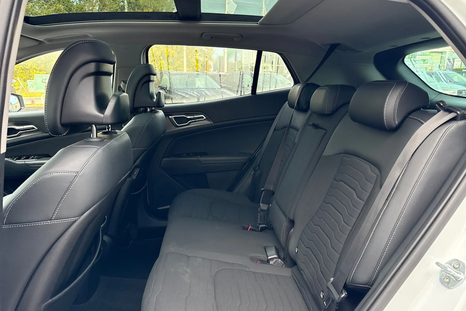 KIA SPORTAGE thumbnail image number 30