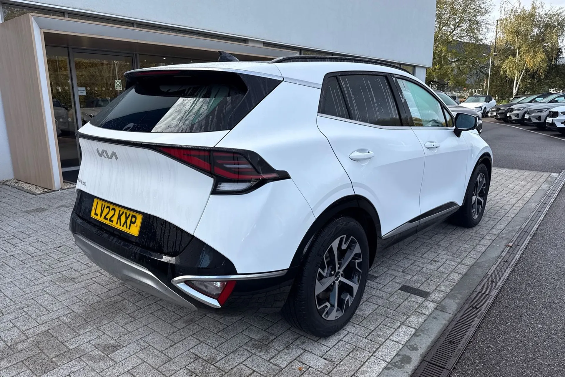 KIA SPORTAGE thumbnail image number 8