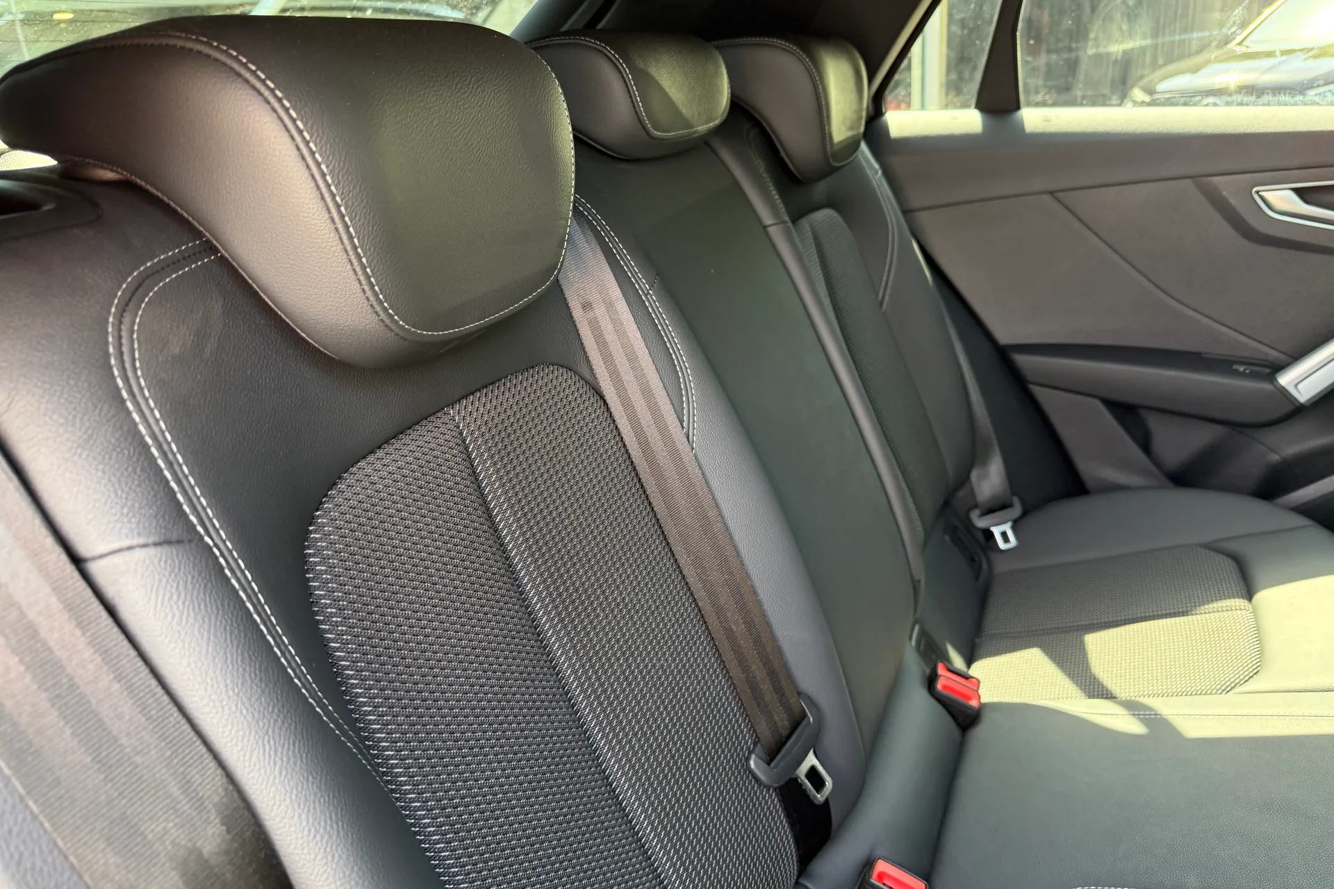 Audi Q2 thumbnail image number 34