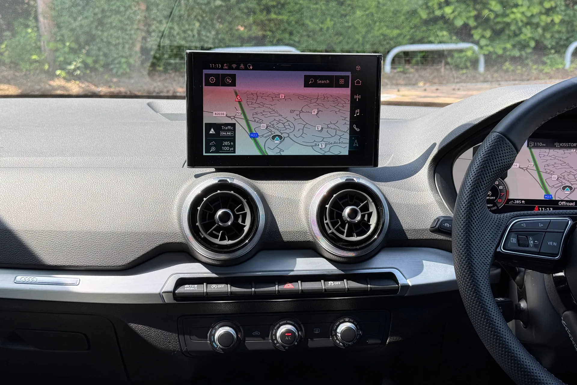 Audi Q2 thumbnail image number 39