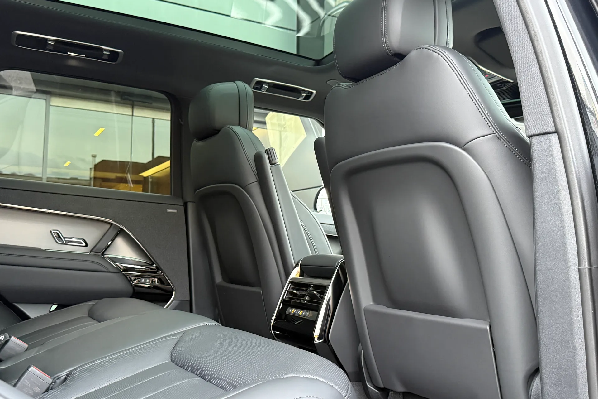 LAND ROVER RANGE ROVER SPORT thumbnail image number 37