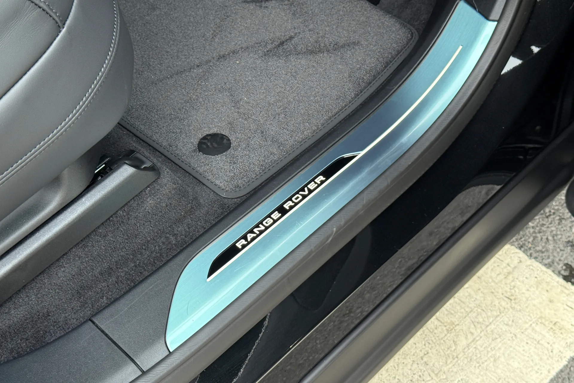 LAND ROVER RANGE ROVER SPORT thumbnail image number 16