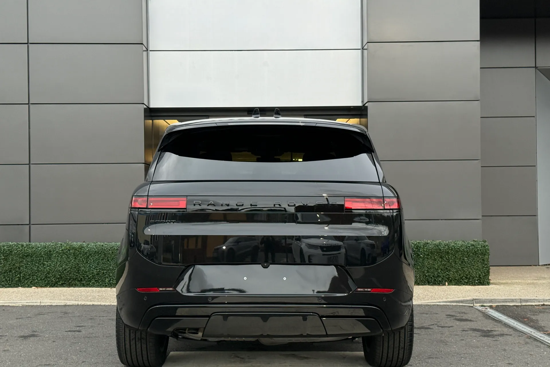 LAND ROVER RANGE ROVER SPORT thumbnail image number 13