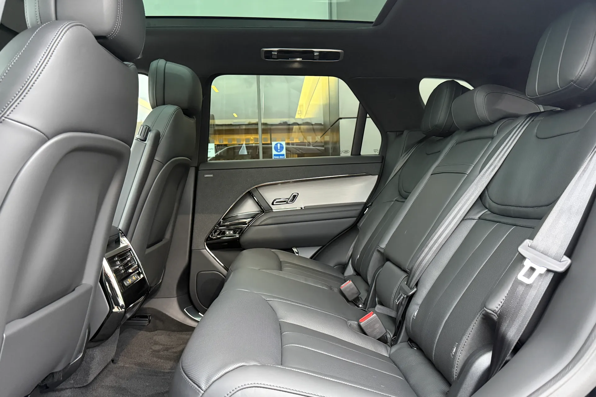 LAND ROVER RANGE ROVER SPORT thumbnail image number 49